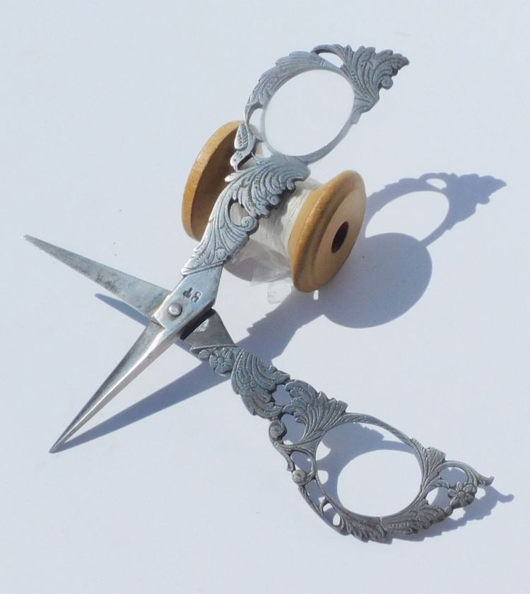 Paar italienische Spitzenstickscheren aus Stahl, Bartolomeo Terzano, 19. Jahrhundert