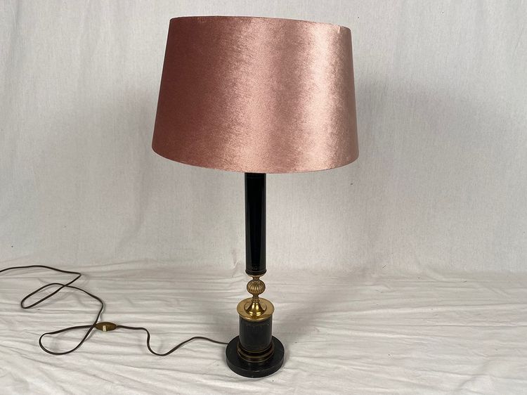 Pied de lampe en métal laqué noir sur base marbre, milieu XXe