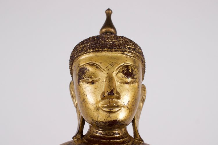 Buddha Maravijaya Konbaung birmano