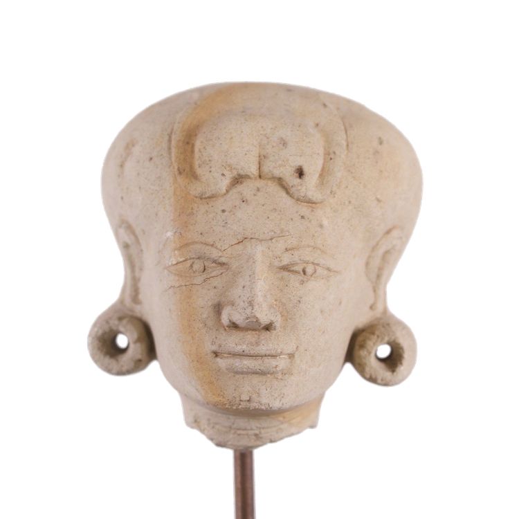 Tête en Tuf Royaume Majapahit