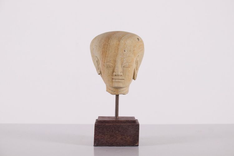 Tête en Tuf Royaume Majapahit