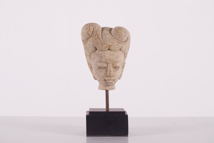 Tête en Tuf Royaume Majapahit