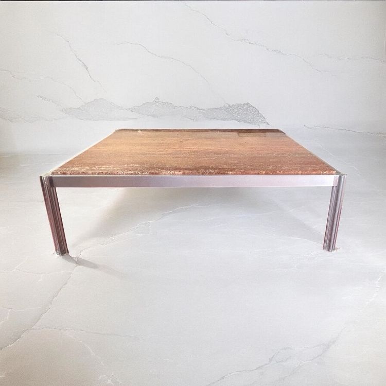 Georges Ciancimino – Sehr wichtiger und seltener quadratischer Couchtisch aus rotem Travertin, ca. 1970