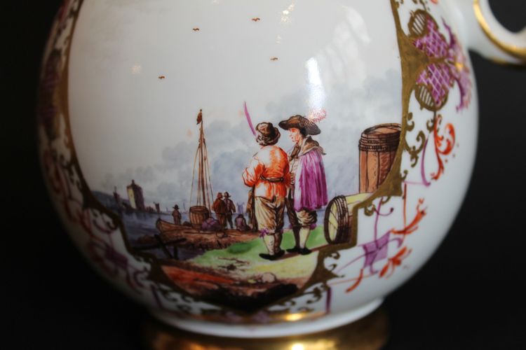 Covered jug