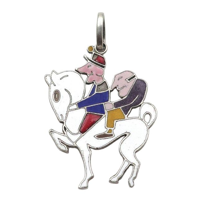 Pendentif charm Van Cleef et Arpels "Les 3 inséparables" émaillé en styptor, pendentif porte-bonheur