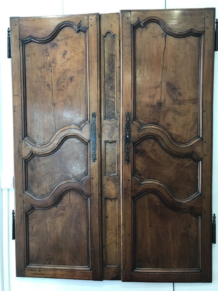 Coppia di porte antiche in legno da frutto della fine del XVIII secolo