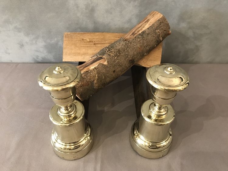 Coppia di alari antichi in ghisa e ottone del XIX secolo