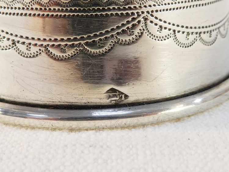 Serviettenring aus massivem Silber aus dem 19. Jahrhundert von LADOUCETTE und GAVARD