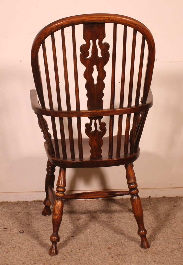 Windsor Armchair In Ash And Elm From The Early 19th Century