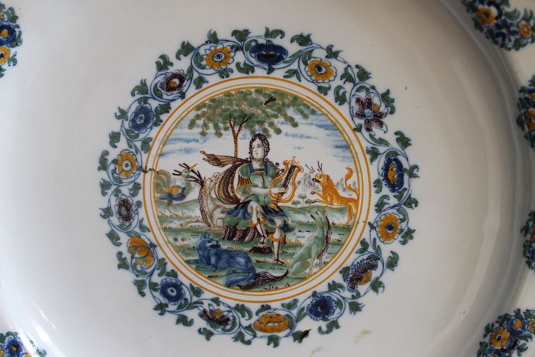 Orpheus's Plate