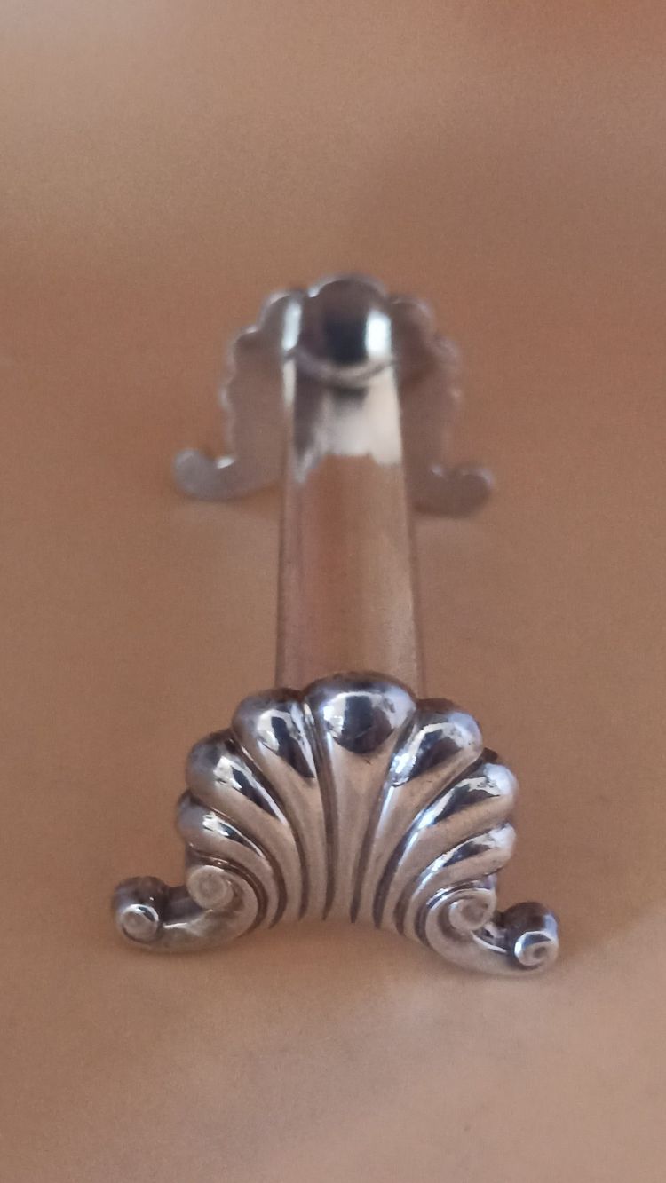 12 silver metal knife holders