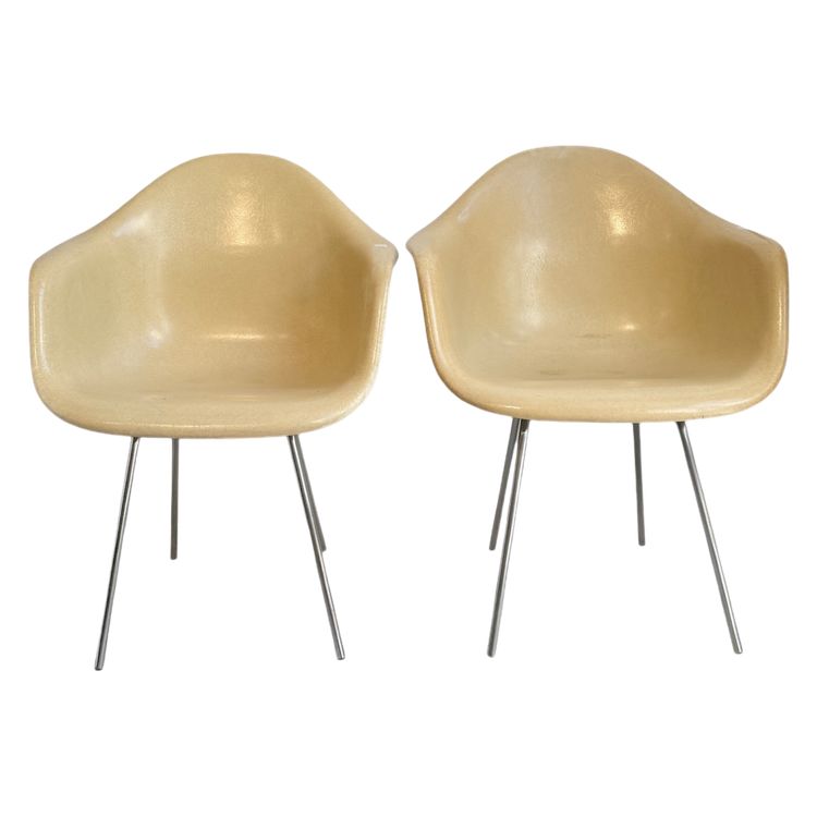 Charles & Ray Eames  Paire de fauteuils vintage modèle Dax