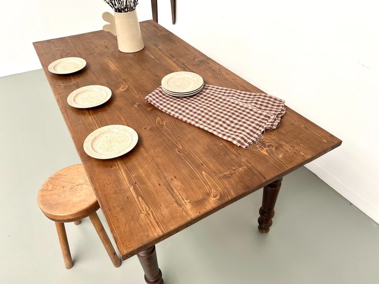 Small pine farmhouse table with turned legs