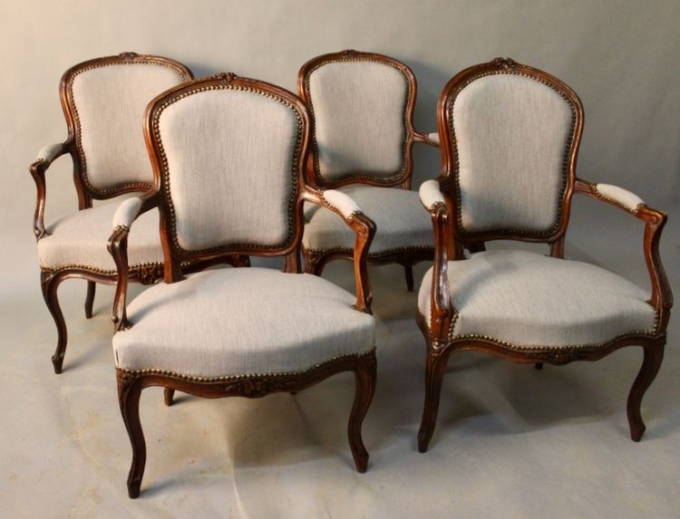 Ensemble de 4 fauteuils Cabriolet Louis XV