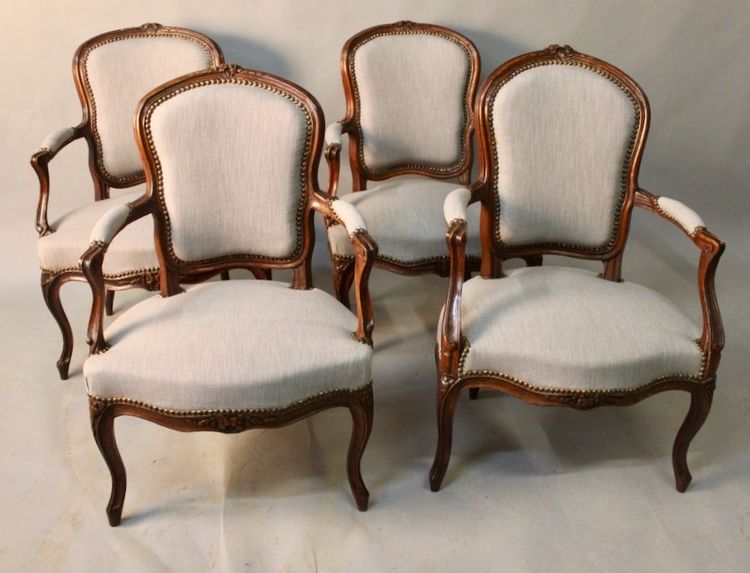 Ensemble de 4 fauteuils Cabriolet Louis XV
