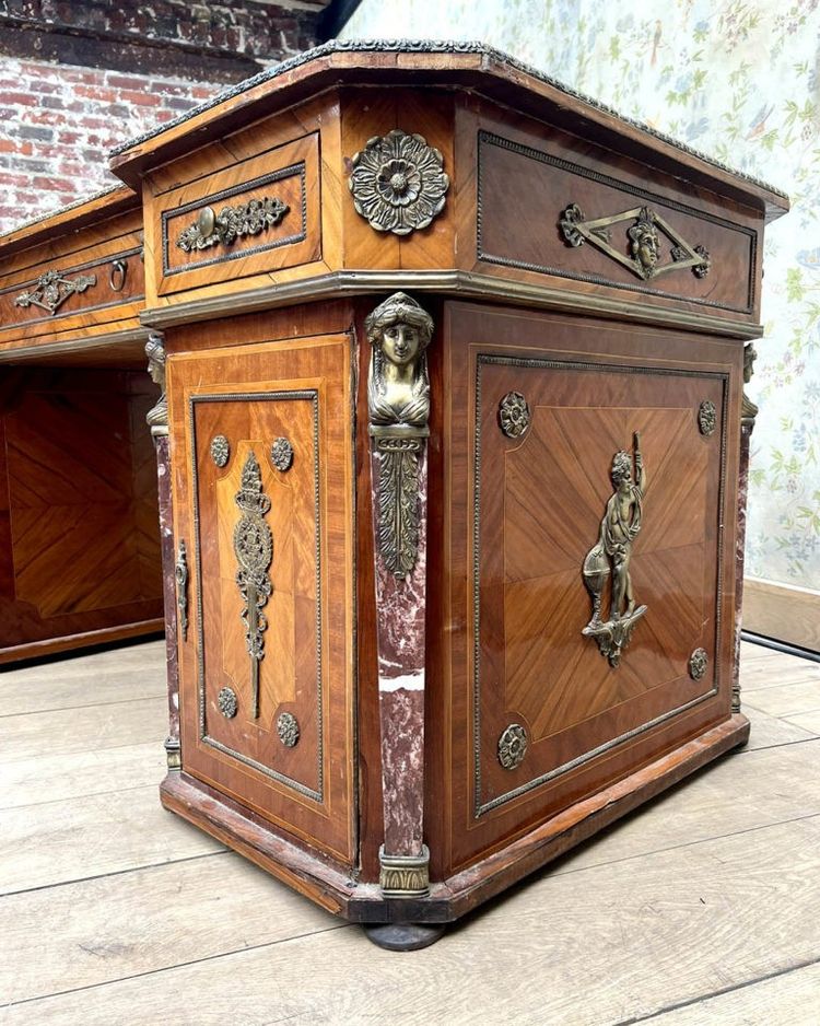 Scrivania d'epoca anni '30 – Legno pregiato, bronzo dorato e marmo