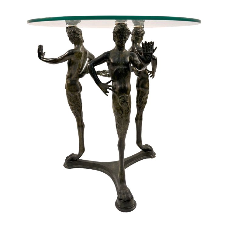 Table basse avec piétement tripode en bronze, XXe siècle
