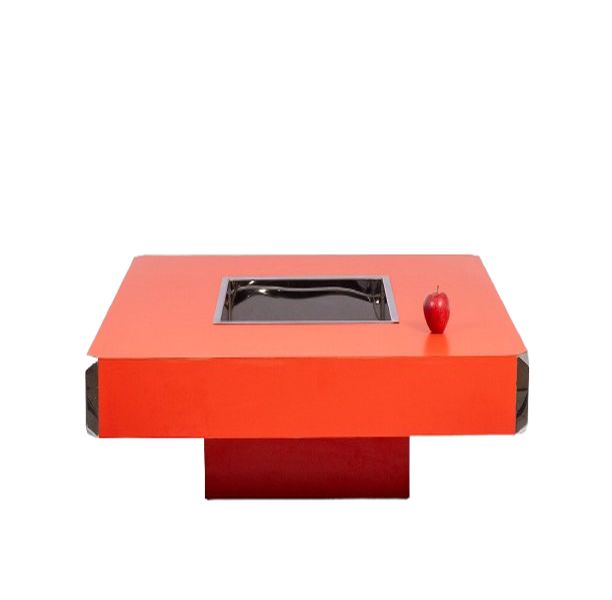 Willy Rizzo. Lacquered coffee table forming a bar. 1970s. LS64841359O