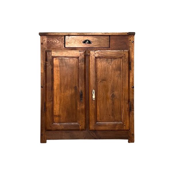 Nussbaumschrank 1800