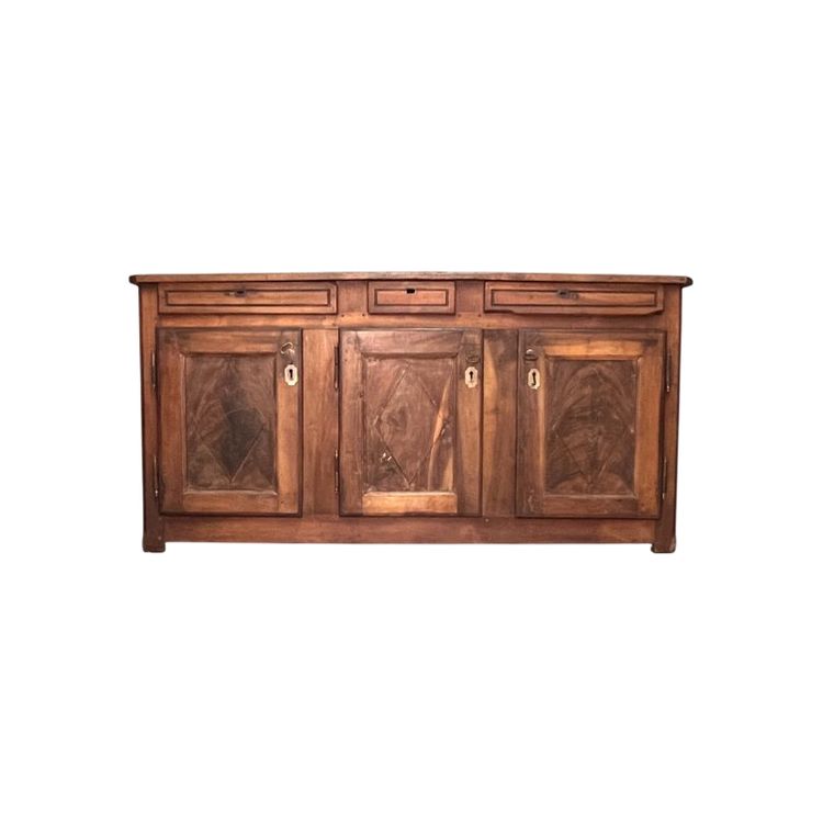 Walnut shop sideboard from 1700