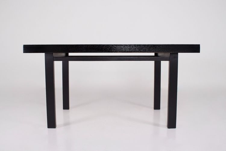 Table Brutaliste Noire à Allonge