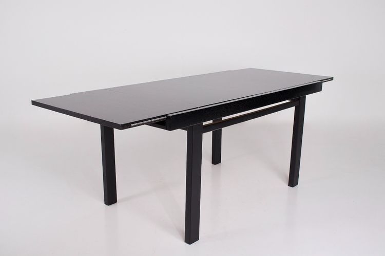 Table Brutaliste Noire à Allonge