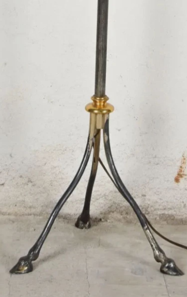 Maison RAMSAY Tripod reading lamp in silver and gold metal, fluted shaft, sabot feet