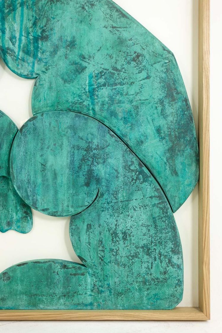 “The Twins”, bas-relief framed in oak wood and patinated copper.LS64863009P