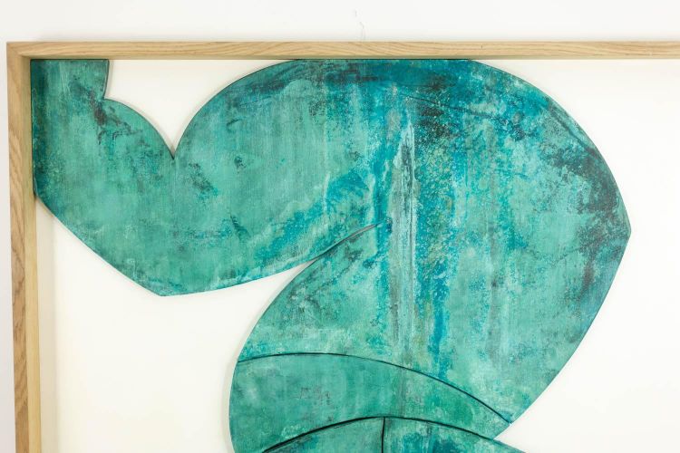“The Twins”, bas-relief framed in oak wood and patinated copper.LS64863009P