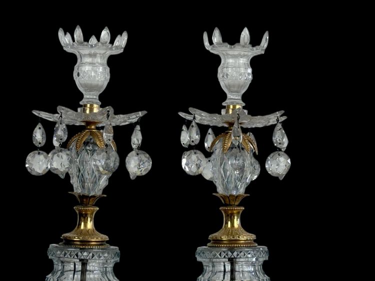 PAIR OF 19TH CENTURY TWO-TONE WEDGWOOD PORCELAIN AND CRYSTAL CANDLESTICKS