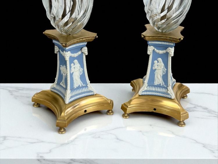 PAIR OF 19TH CENTURY TWO-TONE WEDGWOOD PORCELAIN AND CRYSTAL CANDLESTICKS