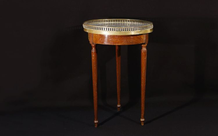 Small table / bouillotte table  Mahogany