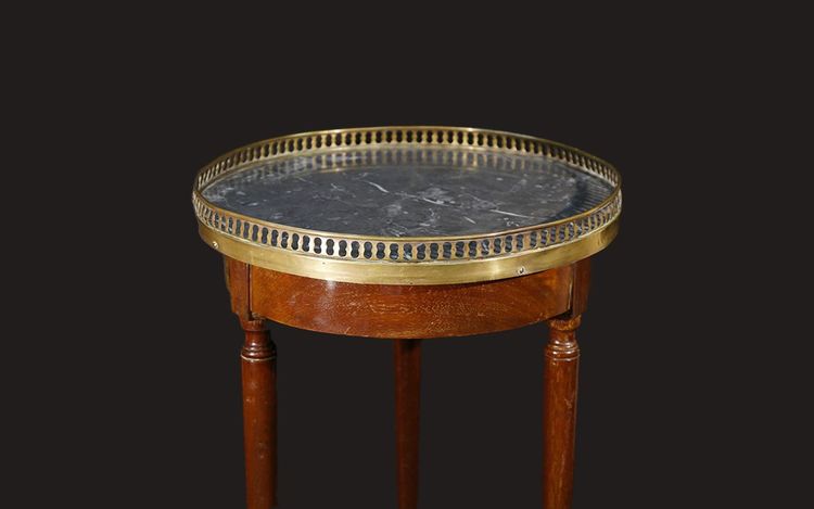 Small table / bouillotte table  Mahogany