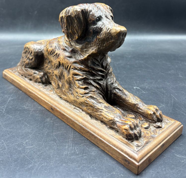 CANE DI LEGNO