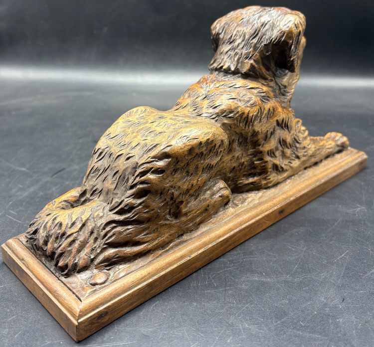 CANE DI LEGNO