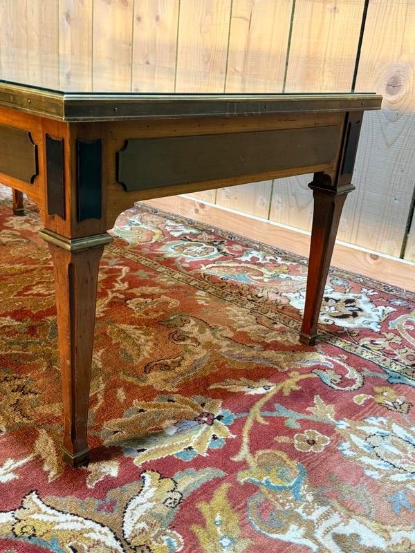 Louis XVI style coffee table in marble and cherry