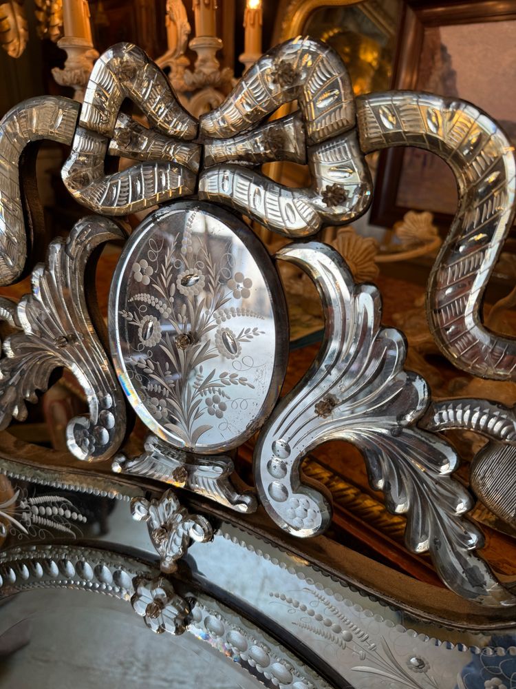 Venetian mirror / Venetian glass with parecloses, early 20th century