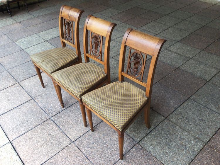 5 chairs (3+2) in the Directoire style