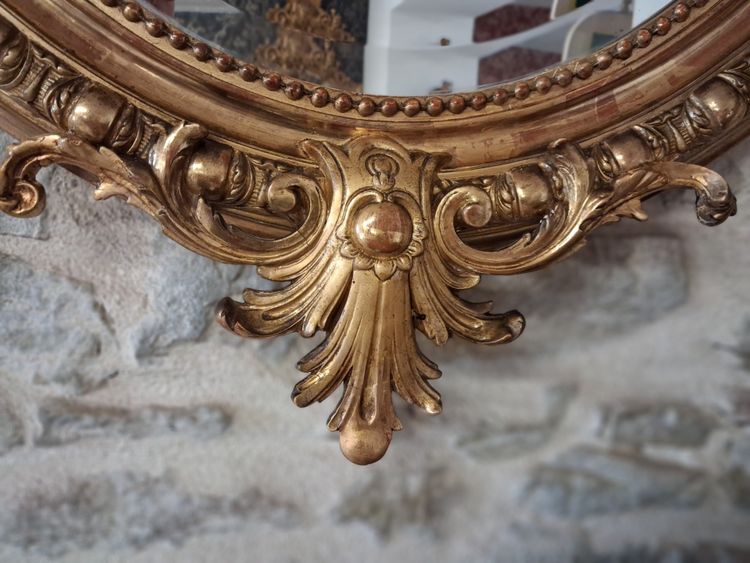 Specchiera ovale con putti XIX secolo 124 x 81
