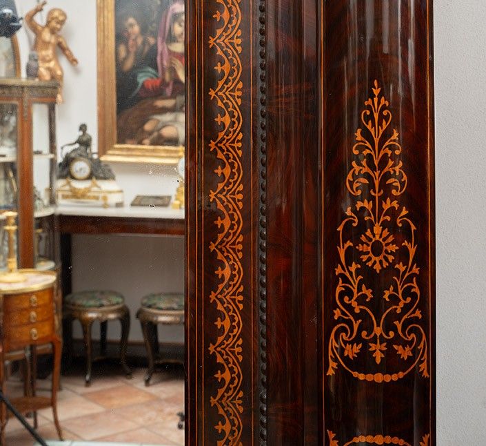Armoire Smith napolitaine ancienne du début du 19ème siècle.