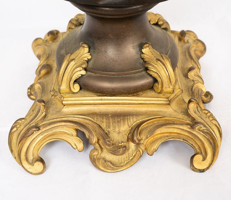 Sculpture ancienne en bronze patiné et doré signée « Houdon ». France, XIXe siècle.
