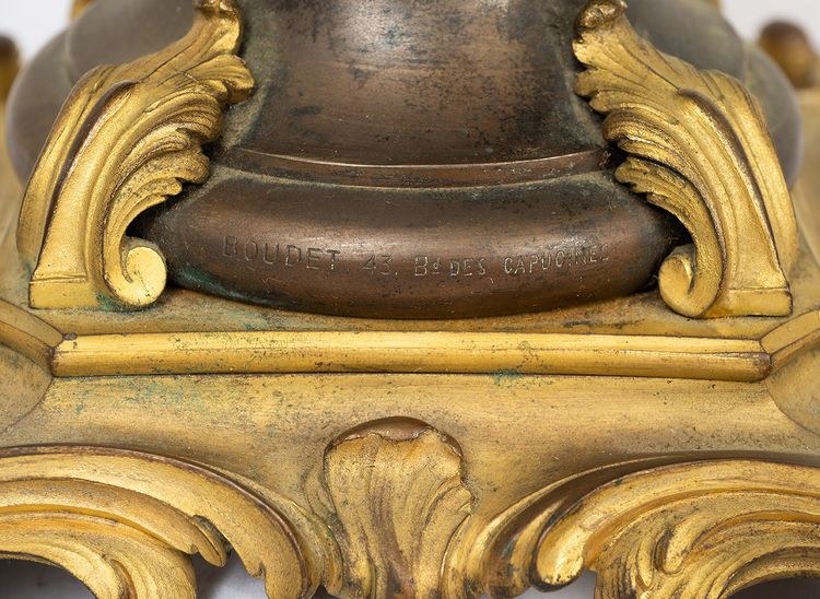 Sculpture ancienne en bronze patiné et doré signée « Houdon ». France, XIXe siècle.