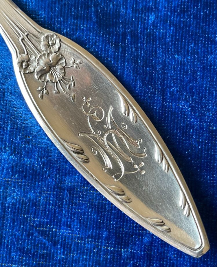 Rare Cardeilhac strawberry scoop.