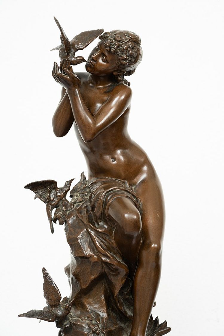 Scultura antica in bronzo firmata "Math Moreau", Francia, XIX secolo.