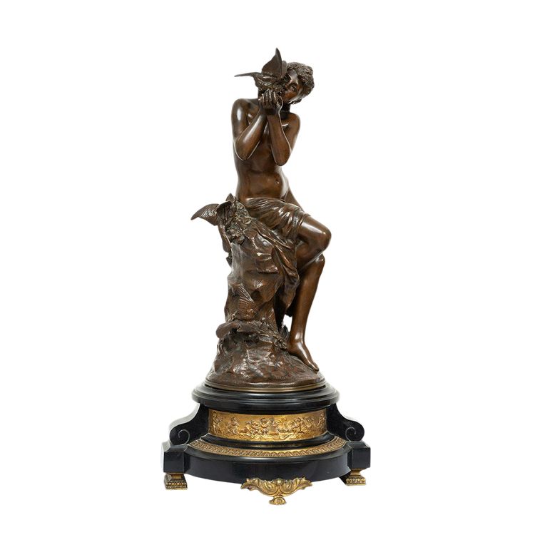 Scultura antica in bronzo firmata "Math Moreau", Francia, XIX secolo.