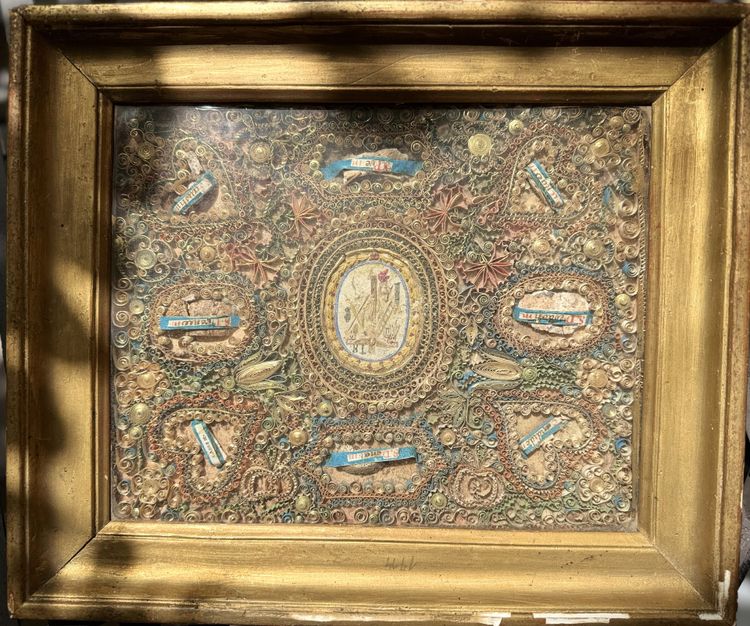 Paperolles Reliquary with eight Martyrs including Saint Irénée - 18th century