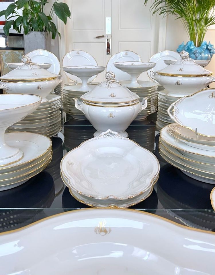 Soup tureen Limoges porcelain - Jean Pouyat - Tableware - Monograms - Vieux Paris