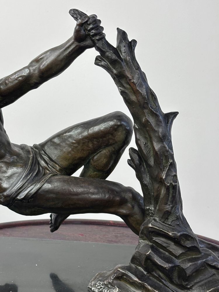 Sovrano Art Déco della scimmia atleta jacques LIMOUSIN