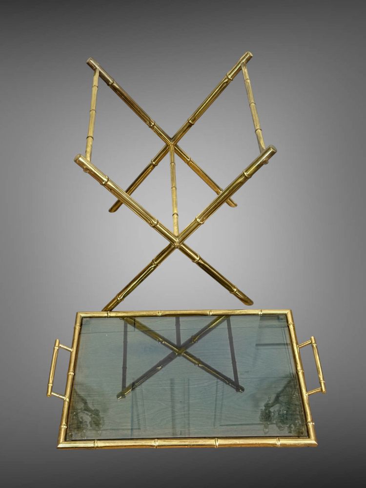 MAISON BAGUES DES ANNÉES 70 / DESSERTE EN MÉTAL DORÉ A DÉCOR DE BAMBOU