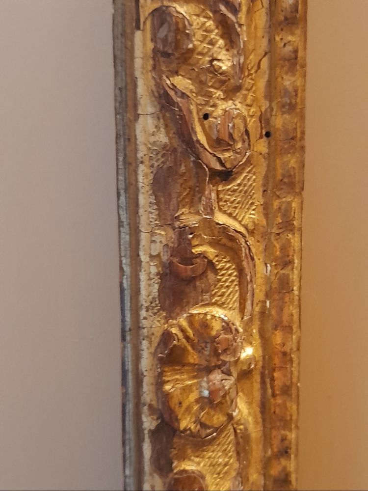 Cadre ancien  bois doré époque LXIV à  la Bérain